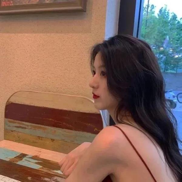黑金地的女人